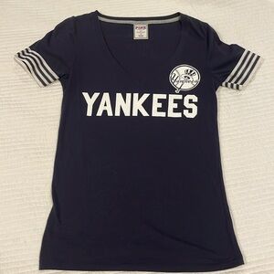 Victoria’s Secret PINK! Yankees fan tee